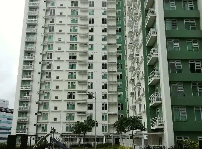 Solinea Condominium アパートホテル セブ市